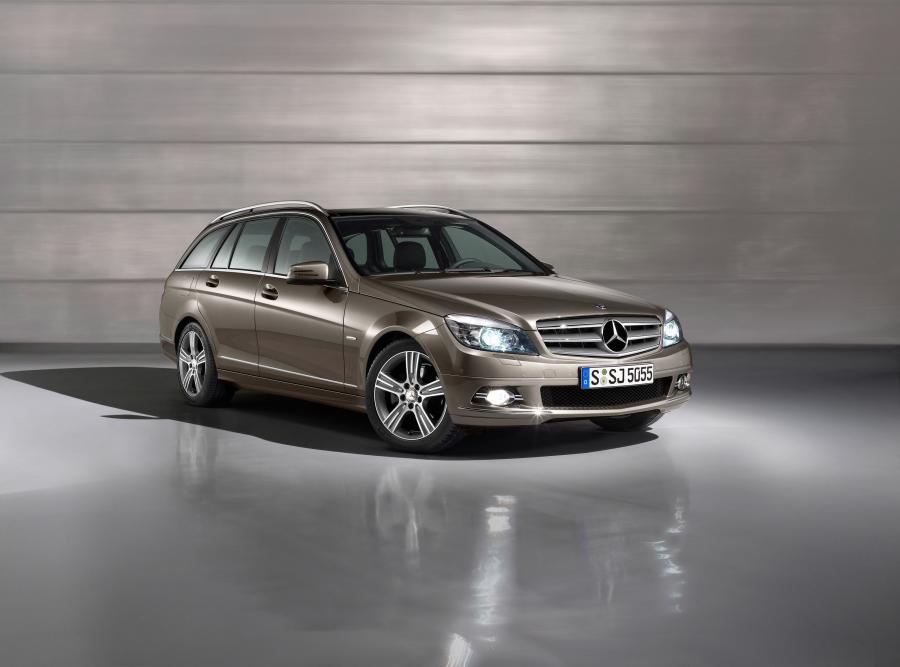  Mercedes-Benz C300 Special Edition 2009 года  (фото 2 из 10)